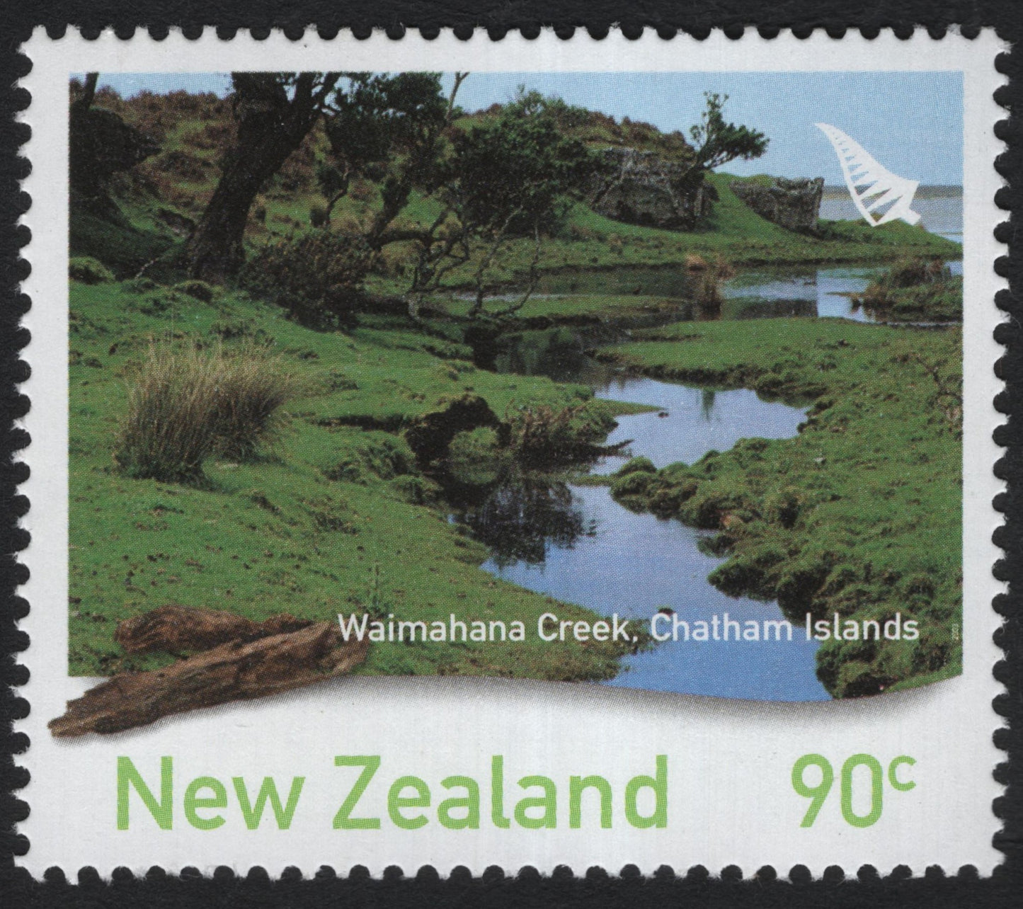 SCG8242 - New Zealand – Waimahana Creek, Chatham Islands (90 c, Scenic Definitive)