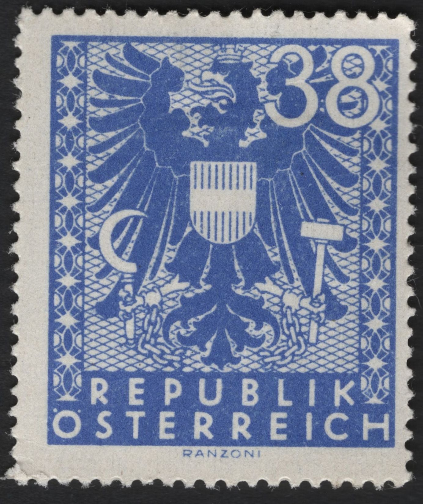 SCG4404 - Austria – Coat of Arms Definitives (30g & 38g values)