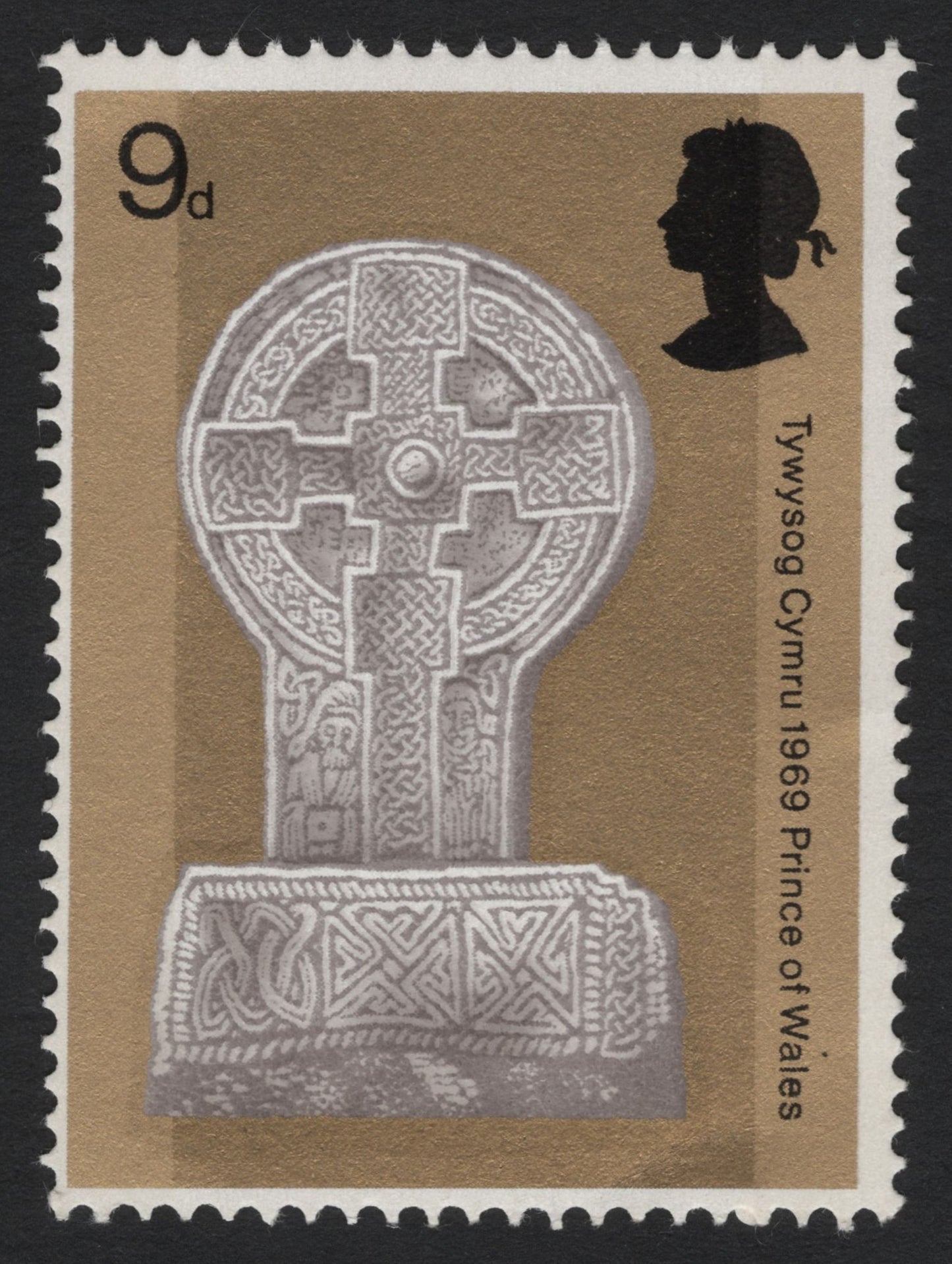 SCG4926 - United Kingdom 1969 – Investiture of the Prince of Wales, 9d Celtic Cross