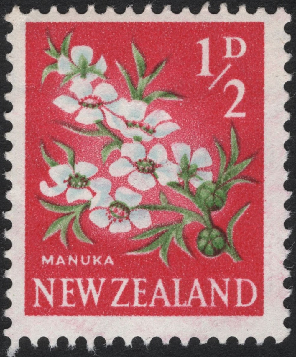 SCG8256 - New Zealand ½d Manuka Flower Stamp (1950s)