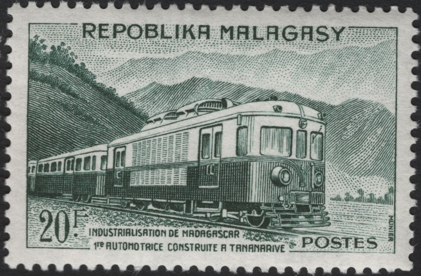 SCG9416 - Madagascar 20 F – First Tananarive-Built Railcar (Industrialisation Issue)