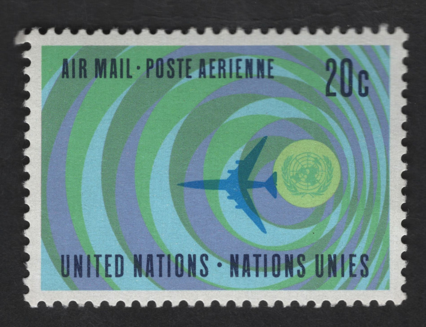 SCG12985 - United Nations 20c Air Mail – Aircraft with UN Emblem