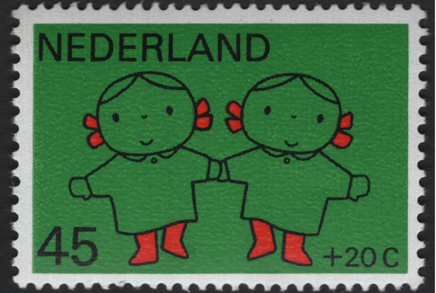 SCG10036 - Netherlands 1973 Children’s Welfare Semi-Postal Set (25c+10c & 45c+20c)