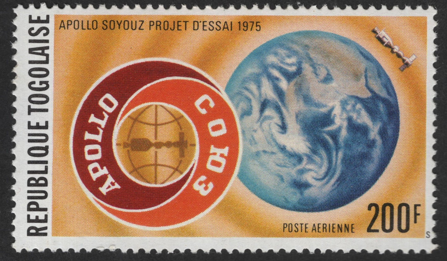 SCG13075 - Togo 1975 – Apollo–Soyuz Test Project Airmail Set (100F & 200F)