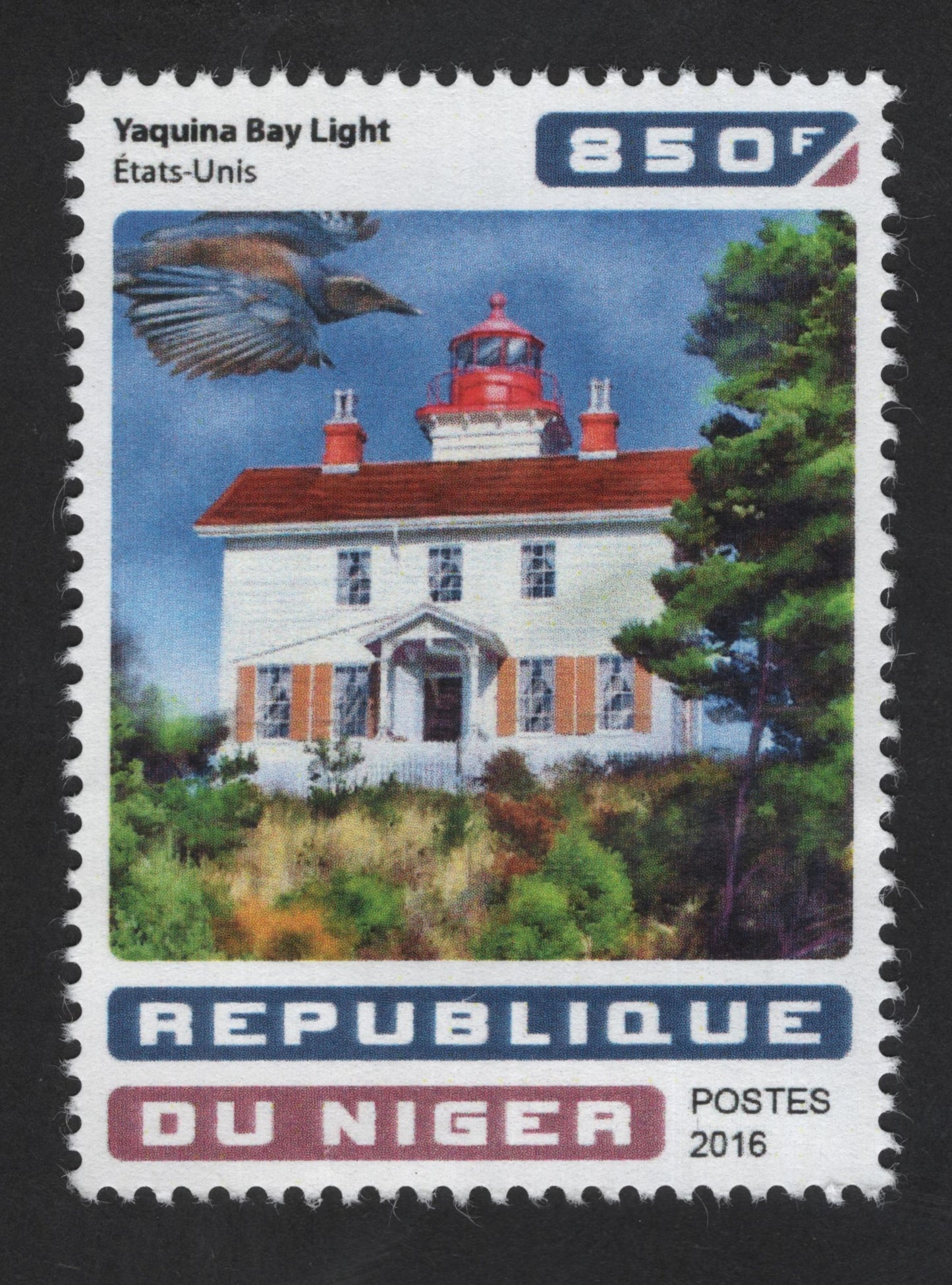 SCG13380 - Yaquina Bay Light – U.S. Lighthouse | Niger 850F Stamp (2016)