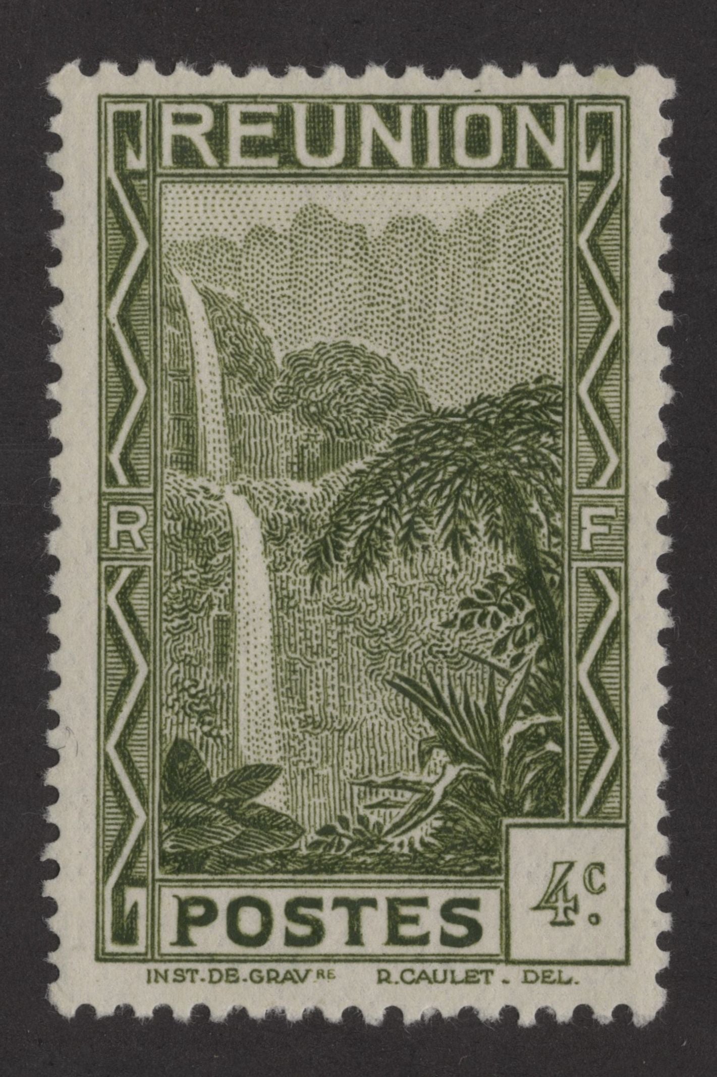 SCG193 Réunion Waterfall Landscape Stamps – 2c to 5c Series
