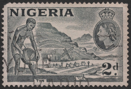 SCG720 - Nigeria Jebba Bridge & Tin Mining Stamp Pair (Used)