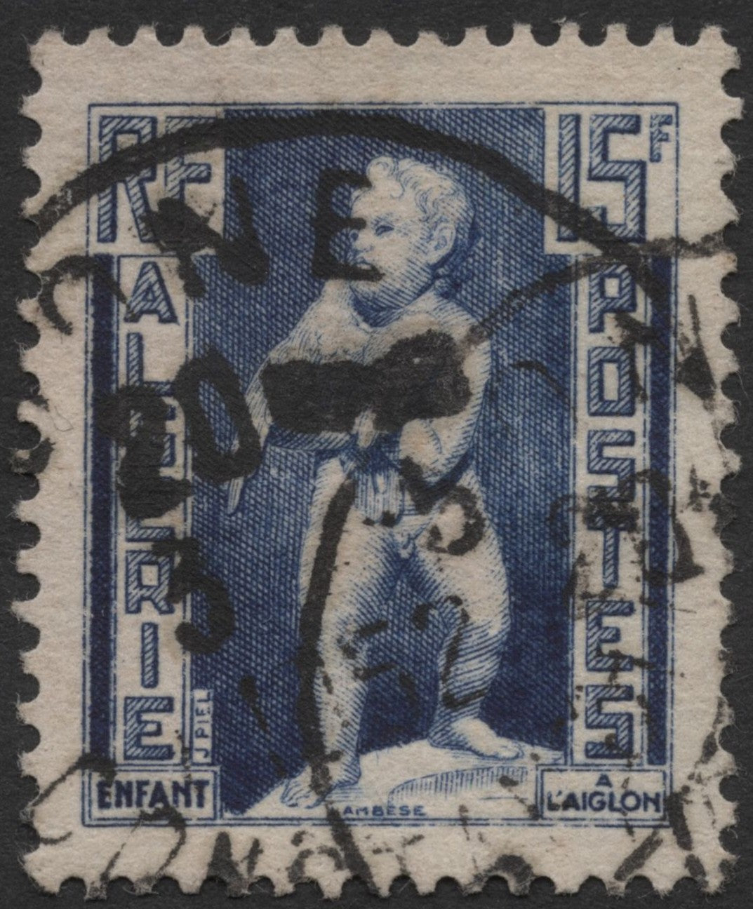 SCG727 - Algeria Child with Eagle Stamp Pair