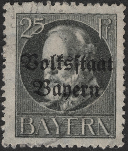 SCG2369 - 1919 Bavaria "Freistaat Bayern" & "Volksstaat Bayern" Overprint Set
