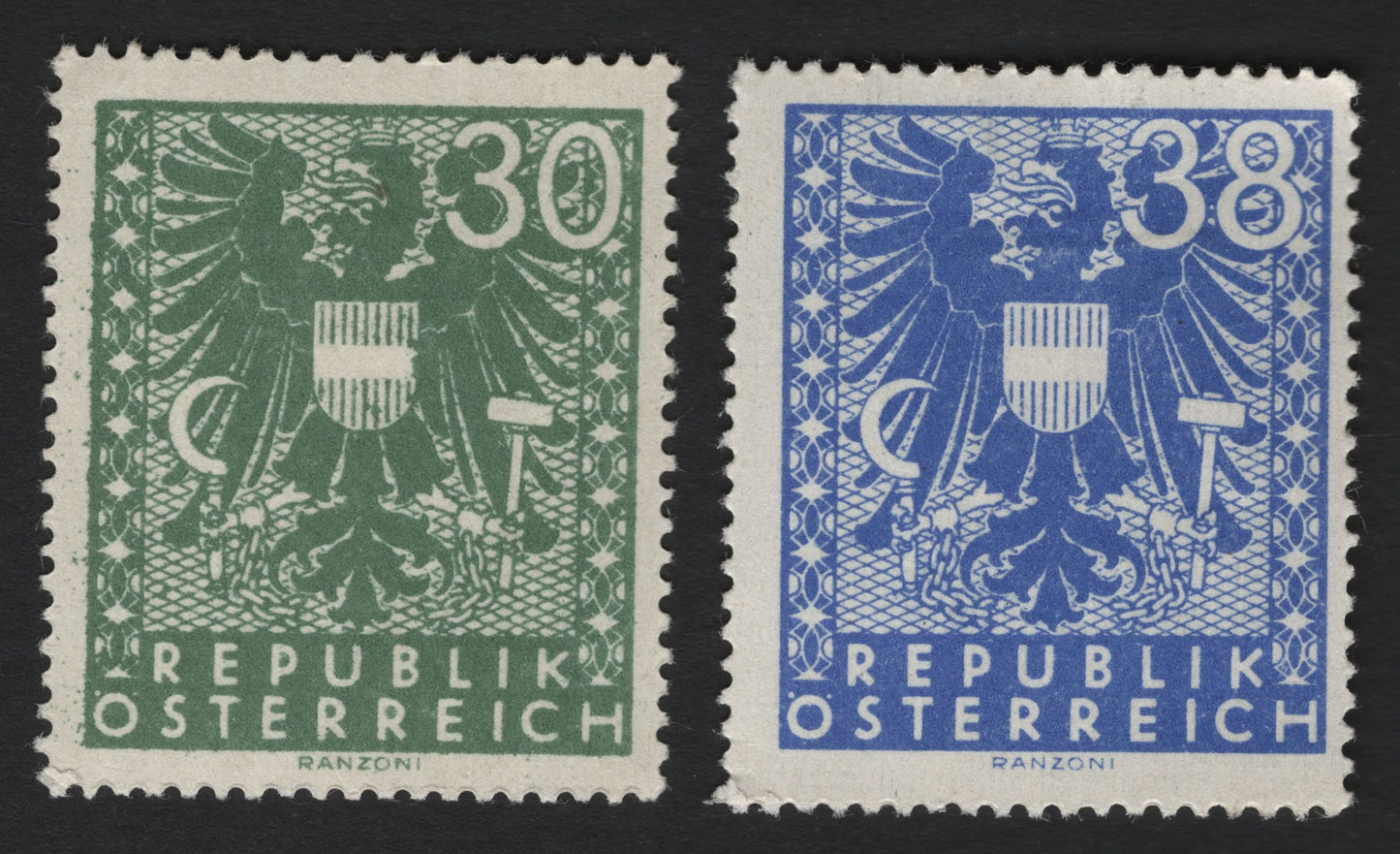 SCG4404 - Austria – Coat of Arms Definitives (30g & 38g values)
