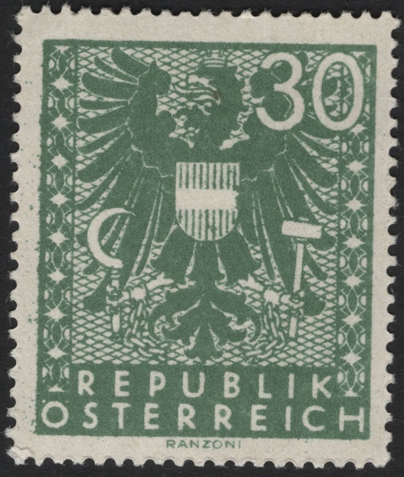 SCG4404 - Austria – Coat of Arms Definitives (30g & 38g values)