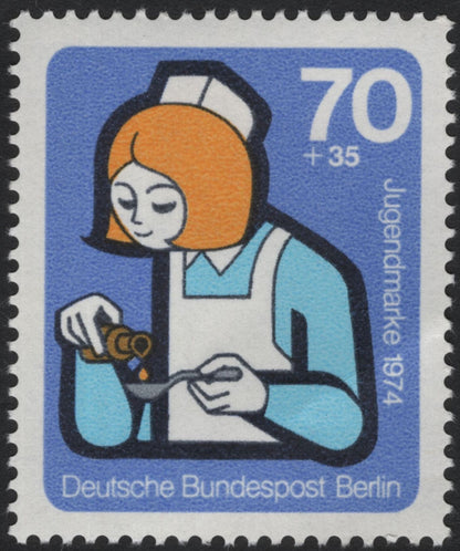 SCG5264 -Youth Welfare Semi-Postal Set (Berlin Issue)