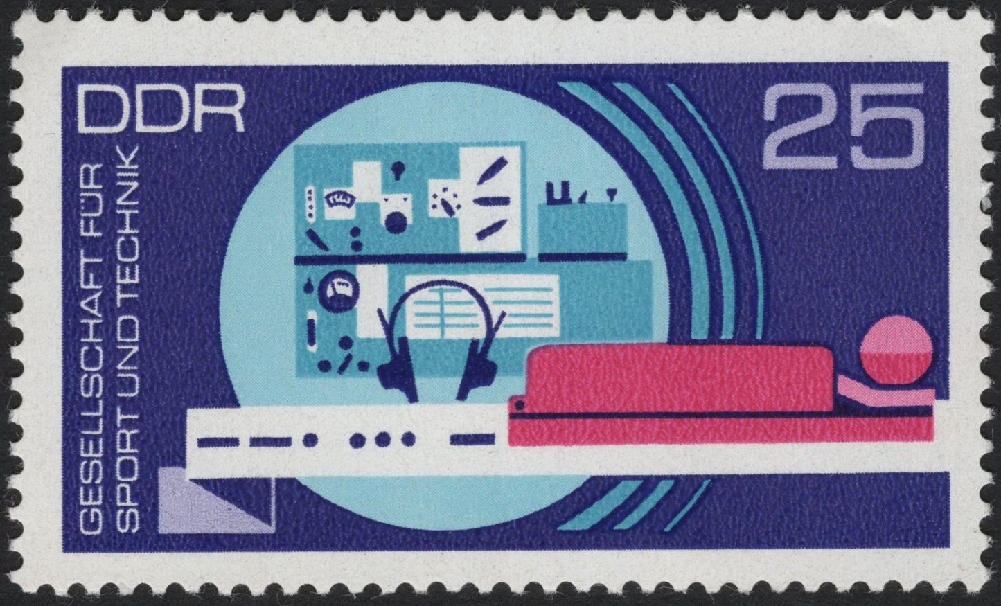 SCG5372 - DDR 1968 – Society for Sport and Technology (25 Pfennig)