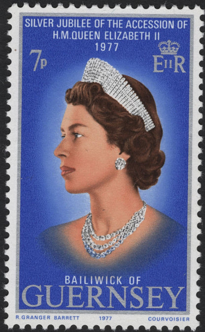 SCG5484 - Guernsey 1977 Silver Jubilee of Queen Elizabeth II – Set of 2