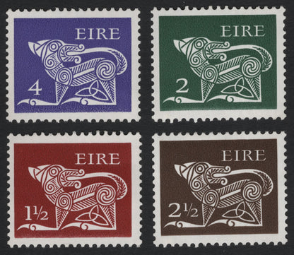 SCG7448 - Ireland – Celtic Dog Definitive Stamps (1971 Issue)