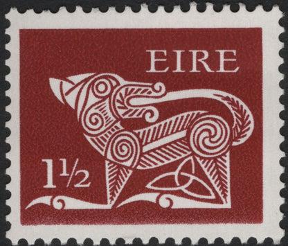 SCG7448 - Ireland – Celtic Dog Definitive Stamps (1971 Issue)