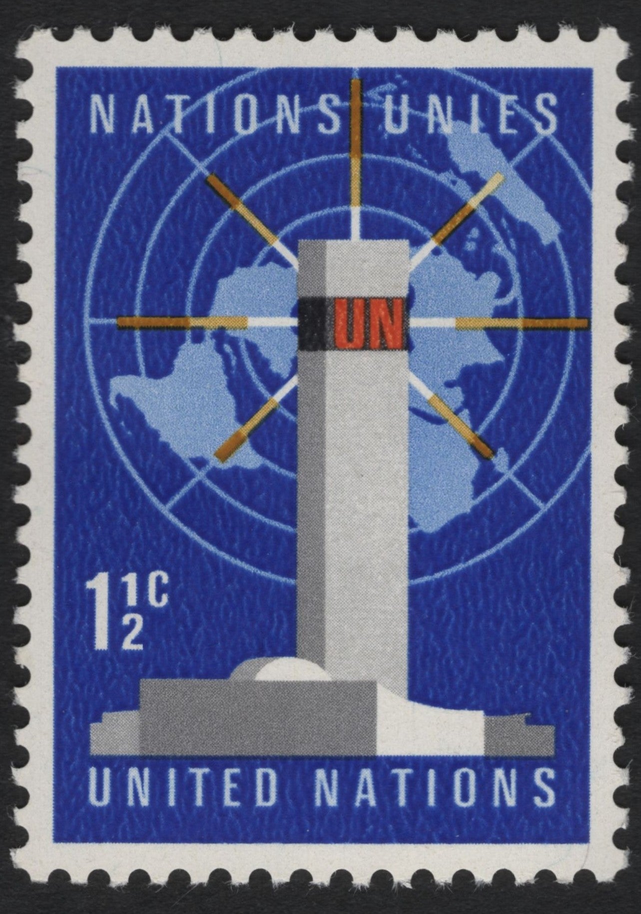 SCG10174 - 🇺🇳 United Nations 1960 – UN Headquarters Emblem (1½¢)