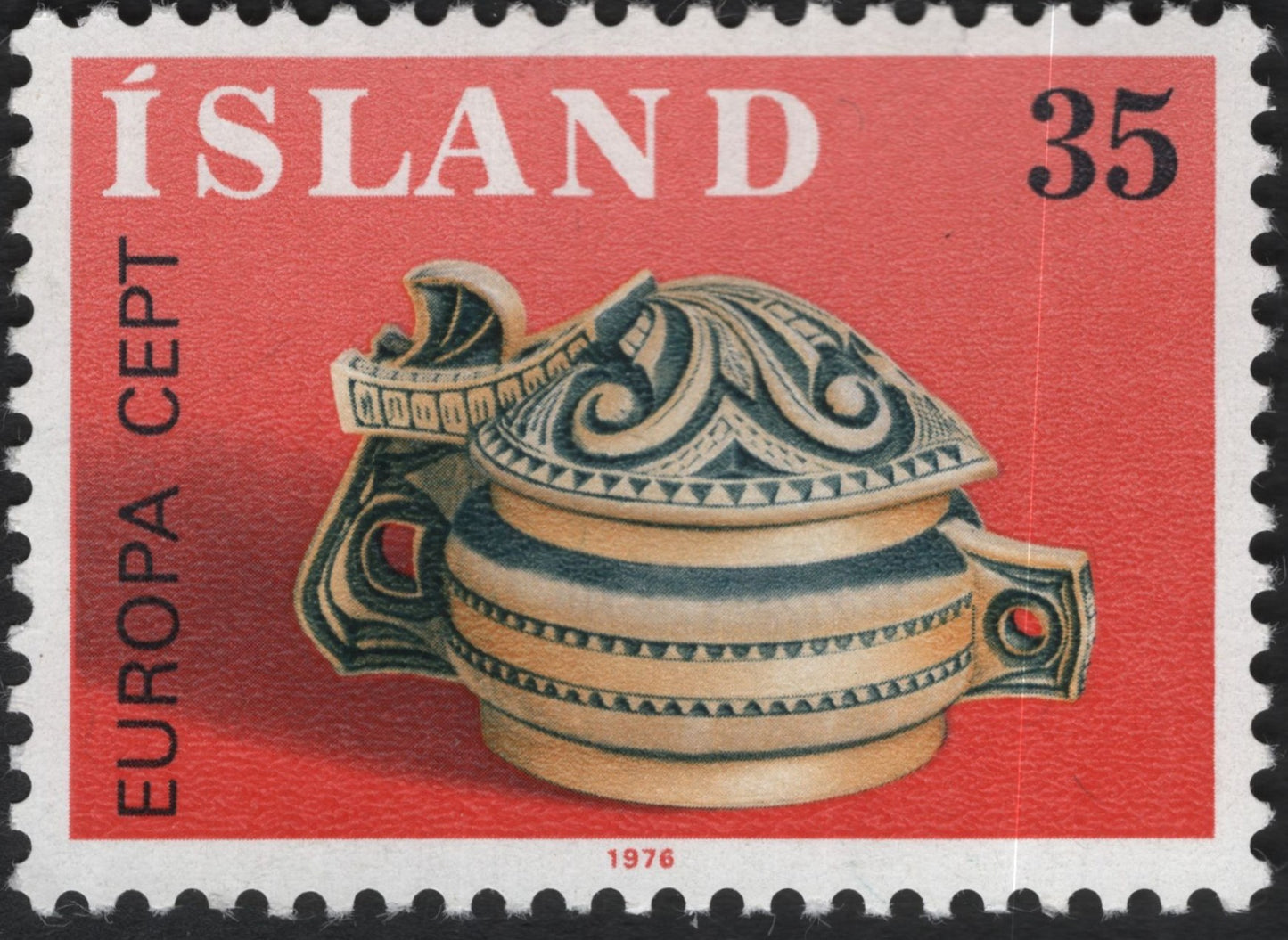 SCG10626 - Iceland 1976 Europa CEPT – Viking-Era Decorative Vessel (35 Aurar)