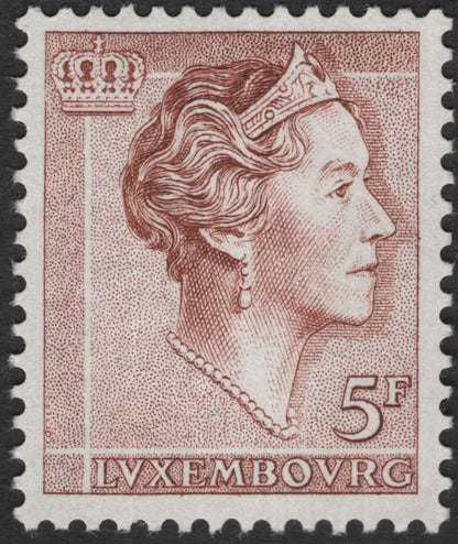 SCG11752 - Luxembourg Grand Duchess Charlotte Definitive Pair (1F50 & 5F)