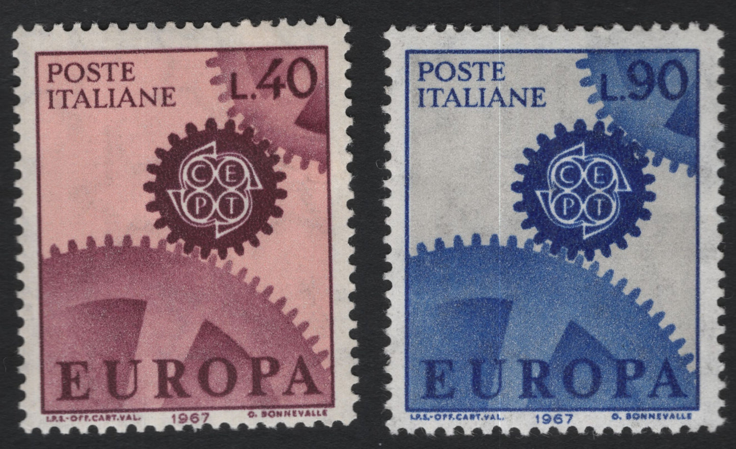 SCG10857 - Italy 1967 CEPT Europa “Gears of Cooperation” Pair