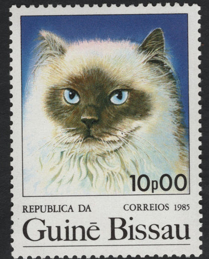 SCG11093 - Guiné-Bissau 1985 – Domestic Cat Breeds (Complete 7-Stamp Set)