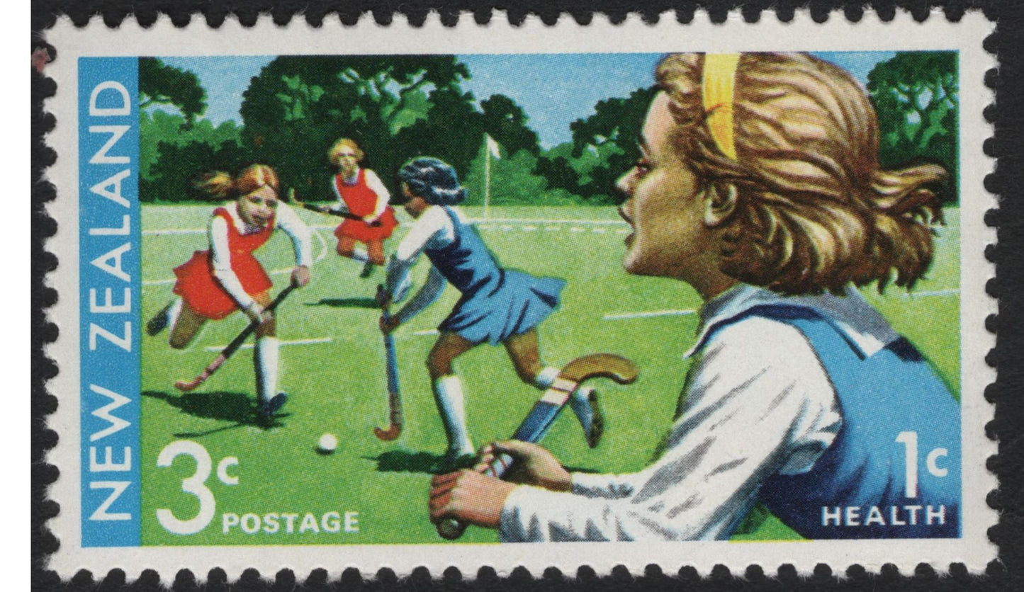 SCG10933 - New Zealand – Children Playing Field Hockey | Health Semi-Postal Pair (3c+1c & 4c+1c)
