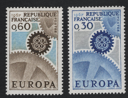 SCG11173 - France – Europa CEPT 1967 “Industrial Cooperation” Stamp Set (2 values)