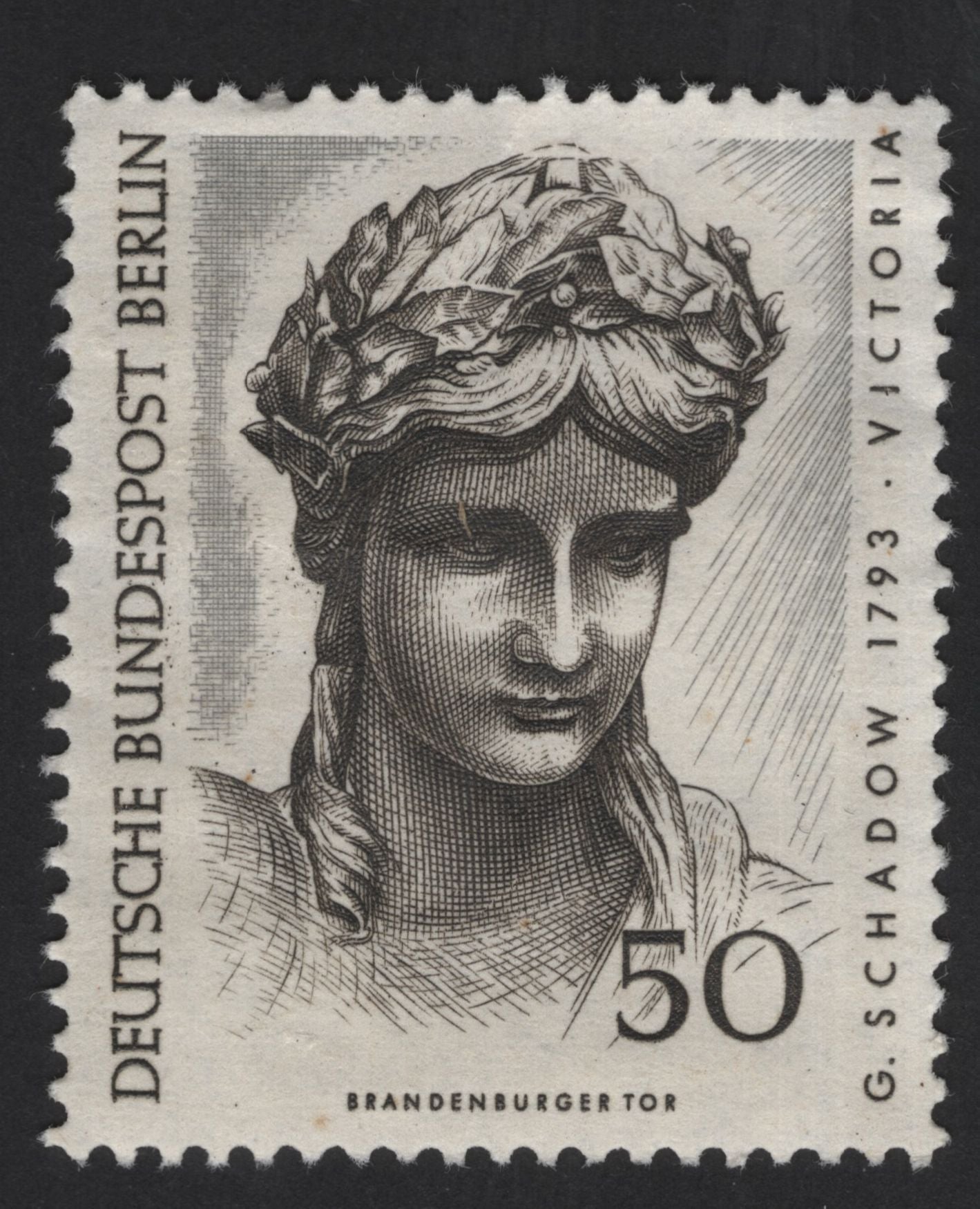 SCG13335 - Brandenburg Gate Quadriga – 50 Pfennig Definitive Stamp