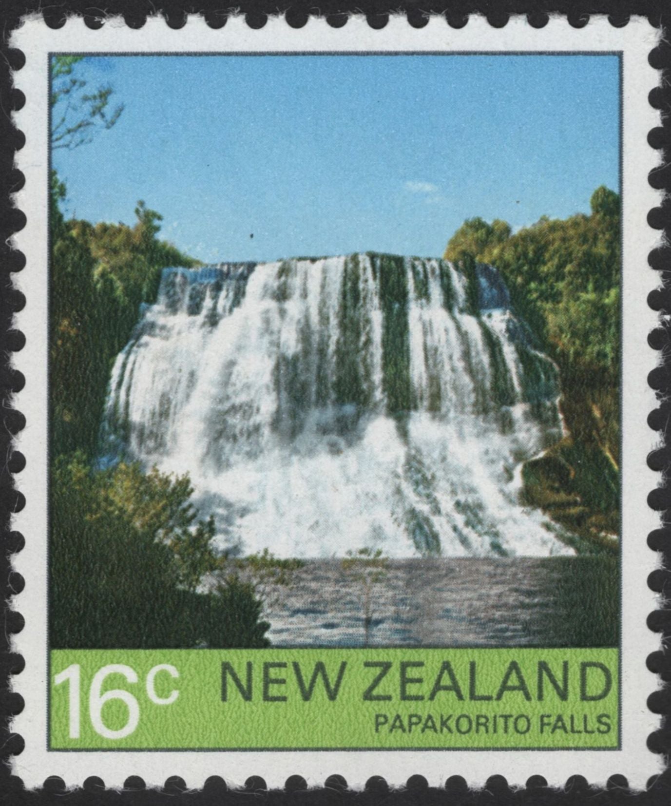 SCG12295 - New Zealand – Scenic Waterfalls Definitive Set (Papakorito, Bridal Veil, Purakaunui & Marakopa Falls)