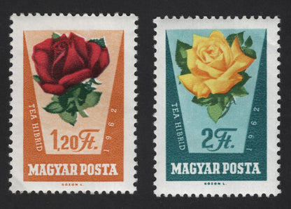 SCG12130 - Hungary 1962 Tea Hybrid Roses Stamp Pair (Magyar Posta)