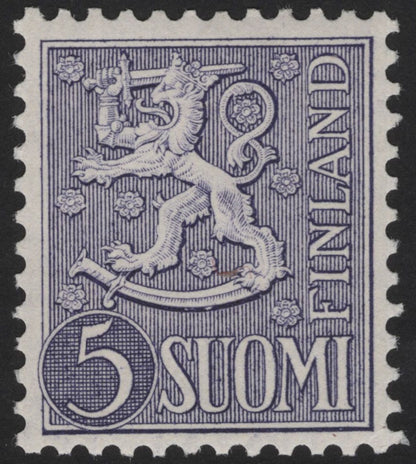 SCG12179 - Finland Heraldic Lion Definitive Pair – 3 & 5 Suomi