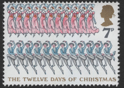 SCG12140 - United Kingdom 1977 Christmas – “The Twelve Days of Christmas” 7p Pair
